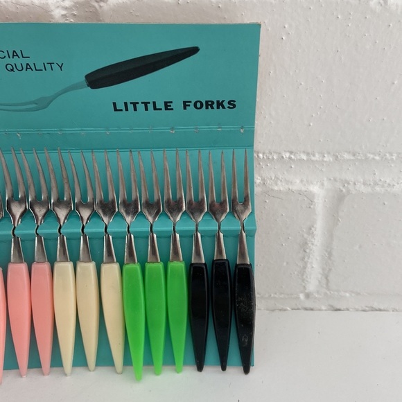 Vintage Appetizer Forks, Petite Forks, Appetizer Forks, Entertaining Utensils - Picture 3 of 6